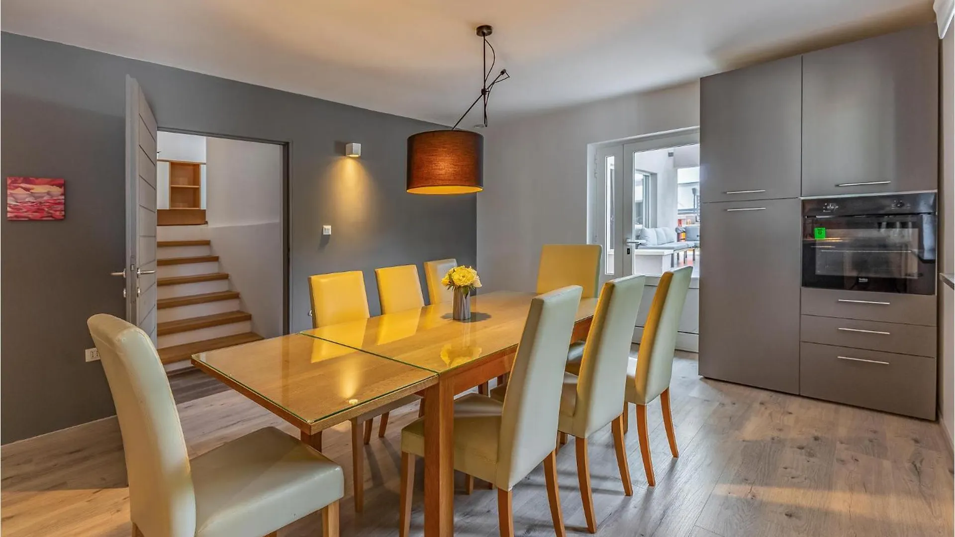 Gorgeous Home In Sisan With Kitchen Holiday home